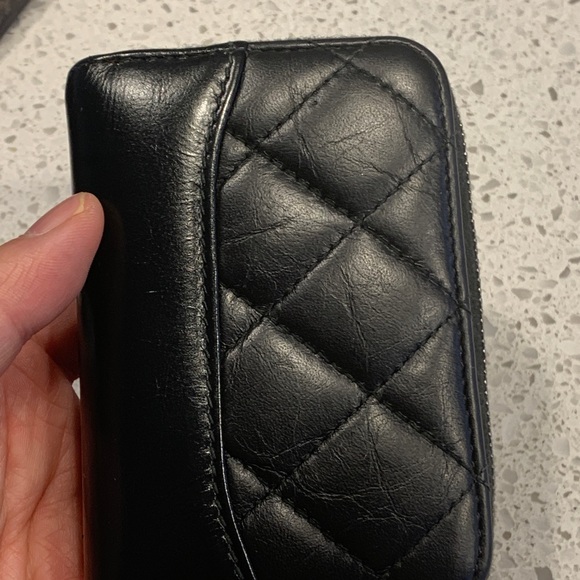AUTHENTIC Chanel Gabrielle card holder - Picture 5 of 13